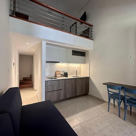 Zouzoulas Filoxenia - Koralia Apartments Milína Exterior foto