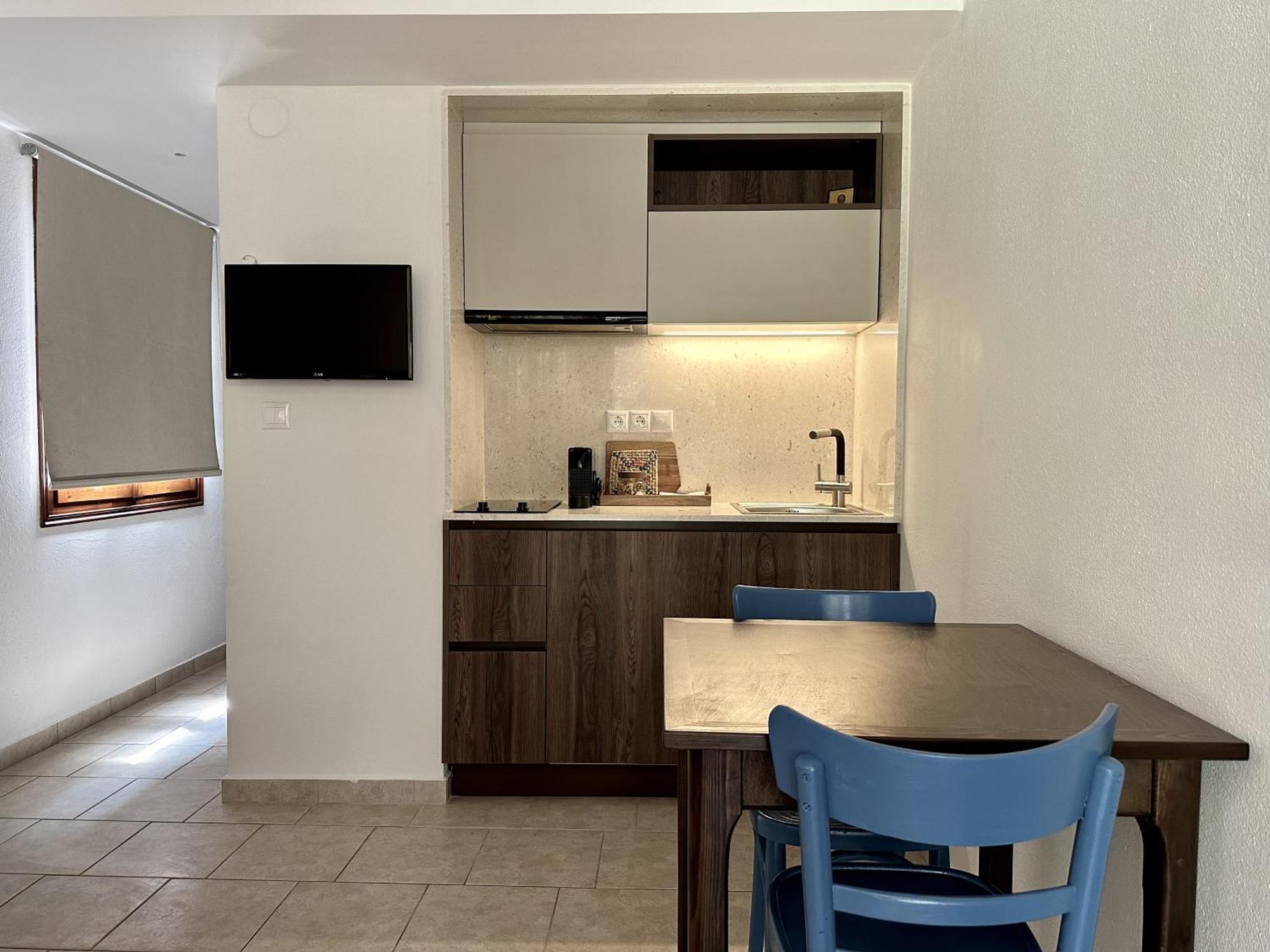 Zouzoulas Filoxenia - Koralia Apartments Milína Exterior foto